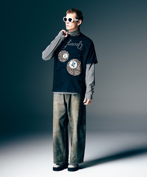 glamb(グラム)の「Eight Ball T-Shirt / エイトボールTシャツ(Tシャツ/カットソー・メンズ・ホワイト/ブラック・S/M/L)」の9枚目の写真