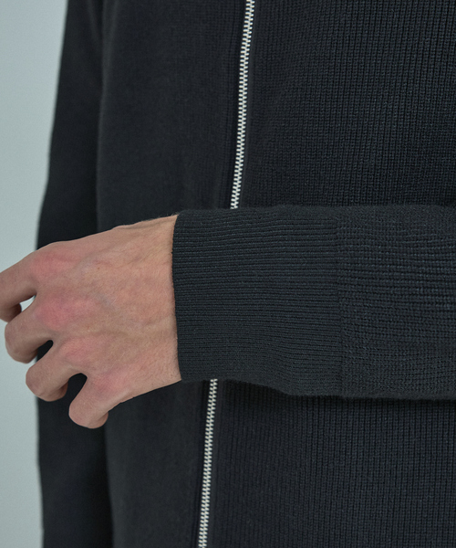 ABAHOUSE（アバハウス）の「12ゲージ 畦編み ドライバーズニット / ダブルジップ（カーディガン/ボレロ・メンズ・チャコールグレー/ブラック・46/48）」の8枚目の写真