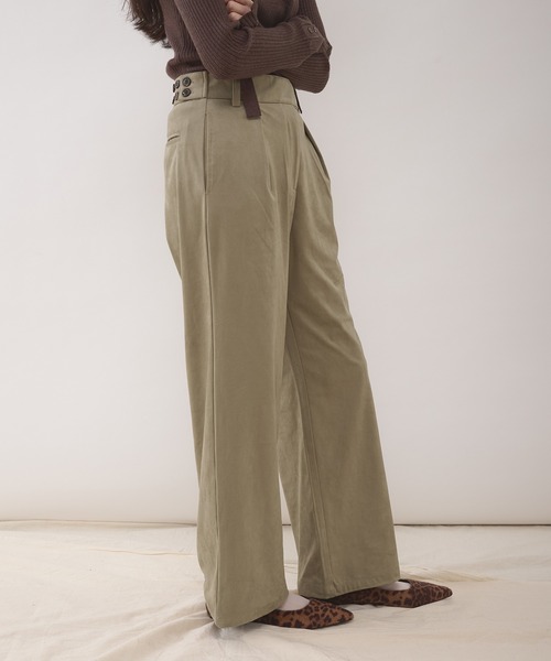 MUHET(ミュエータ)の「waist design straight pants / ウエストデザインストレートパンツ(その他パンツ・レディース・ベージュ/ネイビー/ブラウン・SMALL/MEDIUM/LARGE)」の3枚目の写真