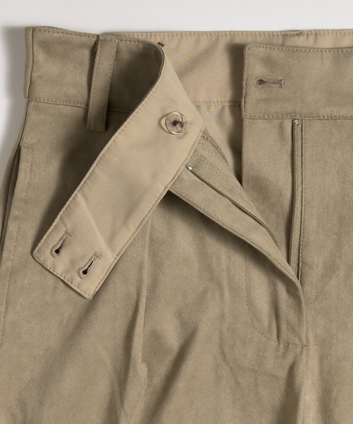 MUHET(ミュエータ)の「waist design straight pants / ウエストデザインストレートパンツ(その他パンツ・レディース・ベージュ/ネイビー/ブラウン・SMALL/MEDIUM/LARGE)」の8枚目の写真