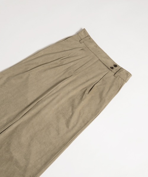 MUHET(ミュエータ)の「waist design straight pants / ウエストデザインストレートパンツ(その他パンツ・レディース・ベージュ/ネイビー/ブラウン・SMALL/MEDIUM/LARGE)」の11枚目の写真