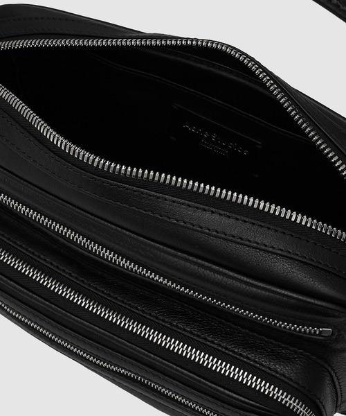 Acne Studios（アクネストゥディオズ）の「Camero Party（ハンドバッグ・レディース・ブラック・ONE SIZE）」の13枚目の写真