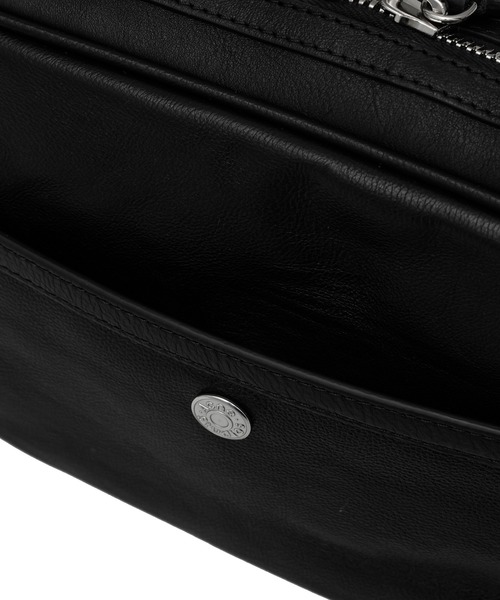 Acne Studios（アクネストゥディオズ）の「Camero Party（ハンドバッグ・レディース・ブラック・ONE SIZE）」の14枚目の写真