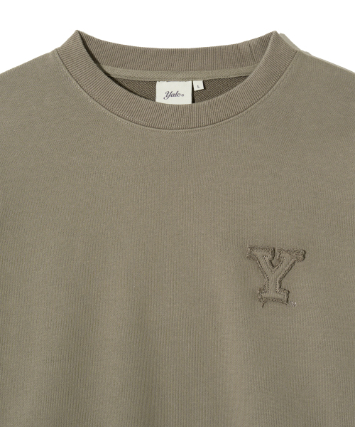 YALE(イェール)の「Yロゴアップリケスウェットシャツカーキ(スウェット・レディース・その他・SMALL/MEDIUM/LARGE/X-LARGE)」の3枚目の写真