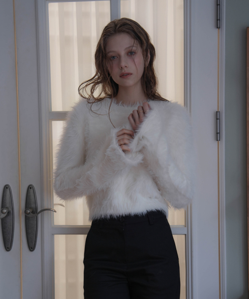 DEHEVE（デヘヴェ）の「Hairy Flare Sleeve Knit [Ivory]（ニット/セーター・レディース・アイボリー・FREE）」の12枚目の写真