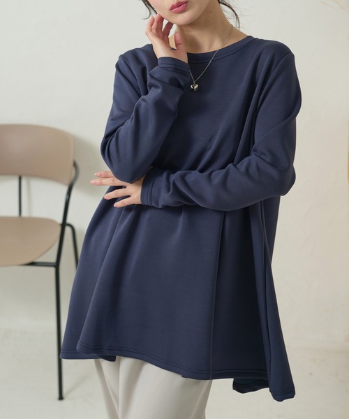 DAYRA(デイラ)の「オーバーサイズ フレア シルエット 長袖 プルオーバー(Tシャツ/カットソー・レディース・ホワイト/ライトグレー/ブラック/ネイビー・S/FREE)」の4枚目の写真