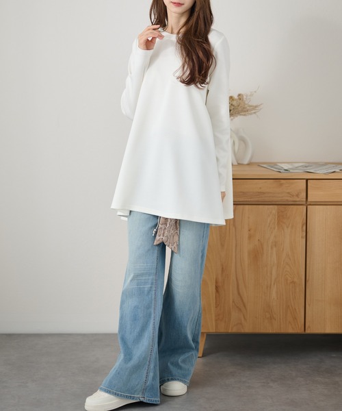 DAYRA(デイラ)の「オーバーサイズ フレア シルエット 長袖 プルオーバー(Tシャツ/カットソー・レディース・ホワイト/ライトグレー/ブラック/ネイビー・S/FREE)」の17枚目の写真