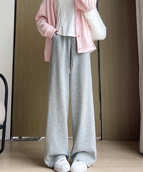 gossip!ロサンゼルス(ゴシップロサンゼルス)の「YUGA フリース裏地ワイドレッグ スポーツスウェットパンツ(その他パンツ・レディース・グレー/ブラック/オフホワイト・L/M)」の15枚目の写真