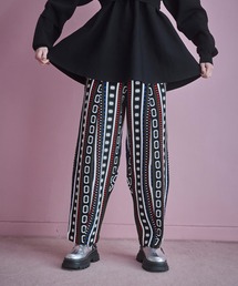 ⭐︎⭐︎⭐︎様　OMMOブラック38 OMMO｜オーエムエムオーのその他パンツ（ブラック/黒色系・その他総柄