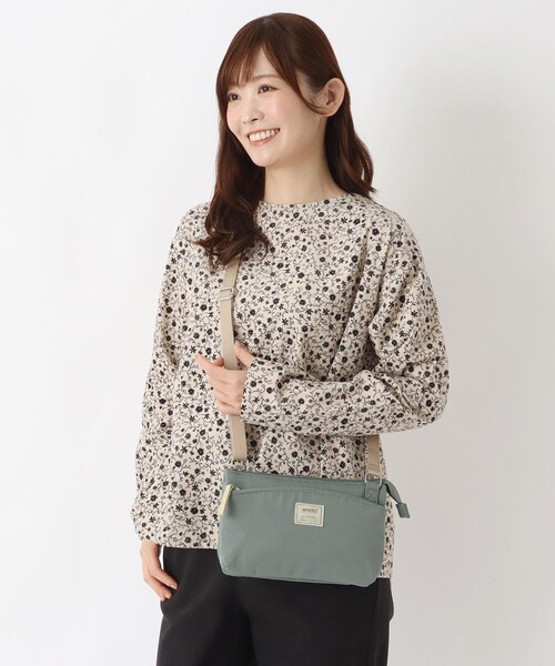 one'sterrace(ワンズテラス)の「anello モッテ多機能ショルダー(ショルダーバッグ・レディース・グレー系4/ブラック系8/ブルー系その他7・99)」の20枚目の写真