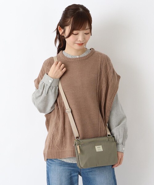 one'sterrace(ワンズテラス)の「anello モッテ多機能ショルダー(ショルダーバッグ・レディース・グレー系4/ブラック系8/ブルー系その他7・99)」の22枚目の写真