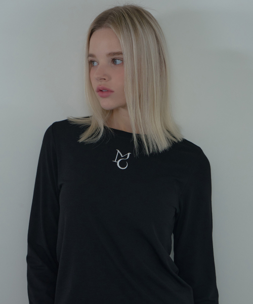 MOIREMOA(モアレモア)の「MO basic tee-Black(Tシャツ/カットソー・レディース・ブラック・FREE)」の6枚目の写真