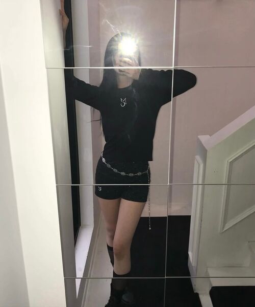 MOIREMOA(モアレモア)の「MO basic tee-Black(Tシャツ/カットソー・レディース・ブラック・FREE)」の7枚目の写真