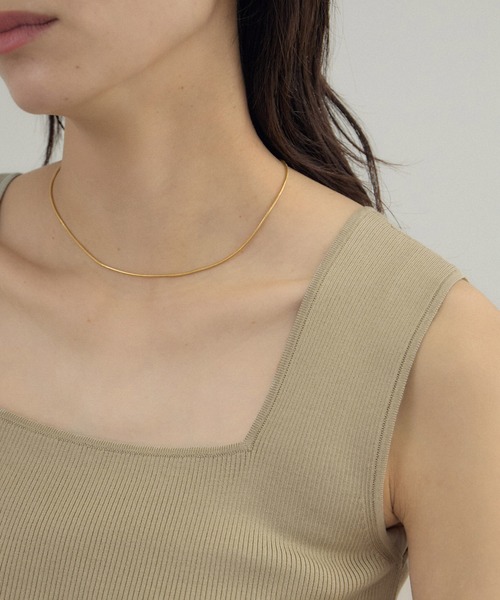 SALON adam et rope'（サロン アダム エ ロペ）の「シルクリブタンクトップ（タンクトップ・レディース・ベージュ/ブラック/オフホワイト・FREE）」の13枚目の写真