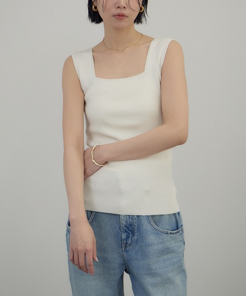 SALON adam et rope'（サロン アダム エ ロペ）の「シルクリブタンクトップ（タンクトップ・レディース・ベージュ/ブラック/オフホワイト・FREE）」の19枚目の写真