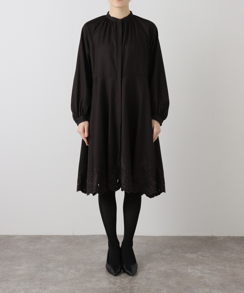 IENA（イエナ）の「エンブロイダードティアードレス（ワンピース・レディース・チャコールグレー/ブラウン・38/36）」の6枚目の写真