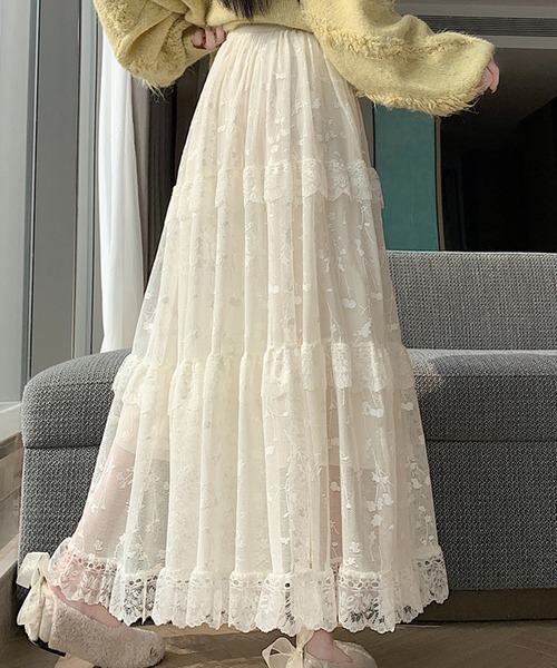 &soiree(アンドソワレ)の「総レースフレアスカート(スカート・レディース・オフホワイト・X-LARGE/LARGE/MEDIUM/SMALL)」の5枚目の写真