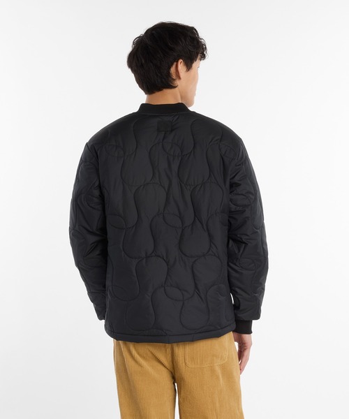 NEW BALANCE（ニューバランス）の「LNYパデットジャケット（ブルゾン・メンズ・ベージュ/ブラック・X-LARGE/LARGE/MEDIUM/SMALL/XX-LARGE）」の4枚目の写真