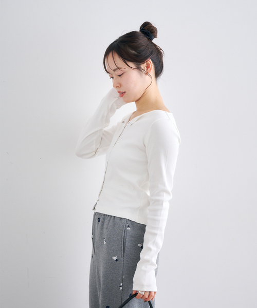 U by SPICK&SPAN(ユーバイスピックアンドスパン)の「ベアテレコカットトップス(カーディガン/ボレロ・レディース・ホワイト/チャコールグレー・FREE)」の13枚目の写真