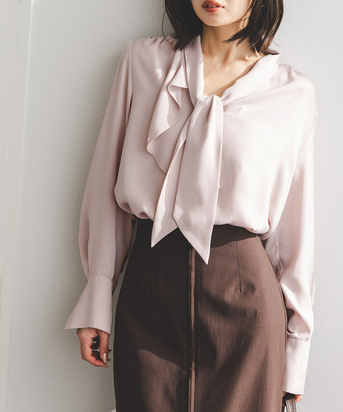 くうちゃん様 Spick&span Noble ブラウス+2点 WEB＆日本橋店限定・追加》ロイヤルサテンボウタイブラウス（シャツ