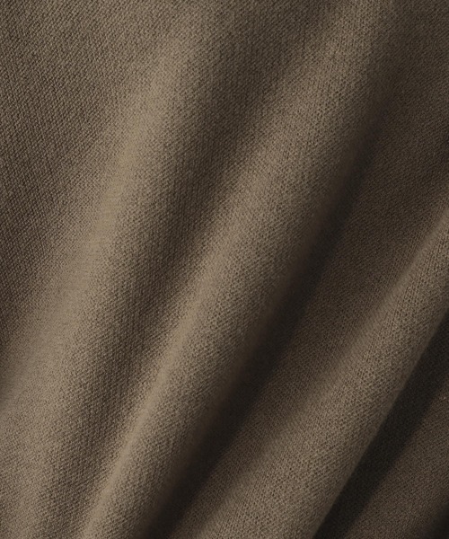 GLOBAL WORK（グローバルワーク）の「スウェットライクVネックプルオーバー/601625（ニット/セーター・レディース・ライトブラウン/ブルー系2/ペールイエロー/ブルー系その他5/ライトグレー/ライトグリーン/ベージュ系その他7/ピンク系その他2/ネイビー・SMALL/MEDIUM/LARGE）」の22枚目の写真