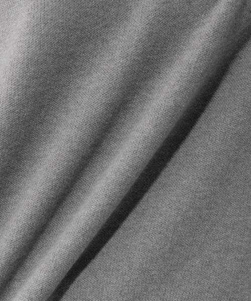 GLOBAL WORK（グローバルワーク）の「スウェットライクVネックプルオーバー/601625（ニット/セーター・レディース・ライトブラウン/ブルー系2/ペールイエロー/ブルー系その他5/ライトグレー/ライトグリーン/ベージュ系その他7/ピンク系その他2/ネイビー・SMALL/MEDIUM/LARGE）」の21枚目の写真