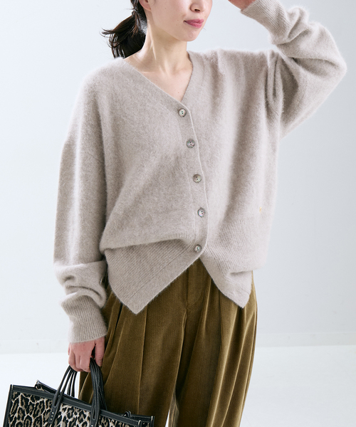 journal standard L'essage（ジャーナルスタンダードレサージュ）の「FOX&スーパーファインメリノ カーディガン（ニット/セーター・レディース・ブラック/アイボリー/ピンク系その他・FREE）」の9枚目の写真