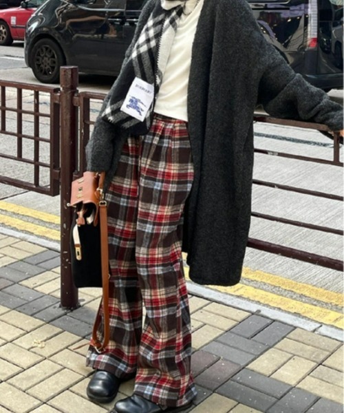 gossip!ロサンゼルス(ゴシップロサンゼルス)の「【Y2Kガーリー】レトロチェック裏起毛ストレートパンツ(スウェットパンツ・レディース・ネイビー/ブラウン・M)」の19枚目の写真