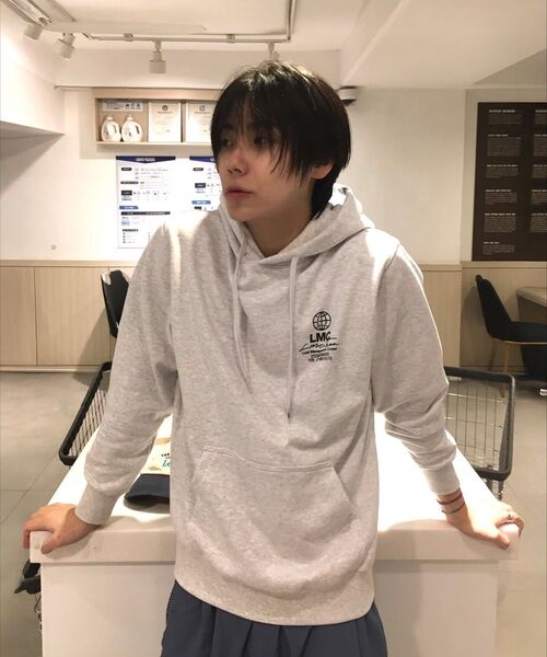 LMCの「SIGNATURE COMBO HOODIE black(パーカー・レディース・その他・S/M/L/XL)」の4枚目の写真