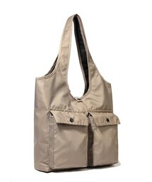 SUKU（スク）の「グロッシーキトスショルダーバッグ-ベージュ（ショルダーバッグ）」