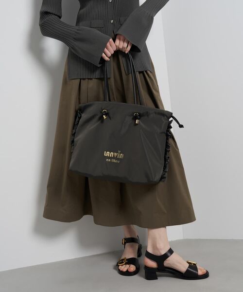 LANVIN en Bleu(ランバンオンブルー)の「サイドフリルドロストトートバッグ小(トートバッグ・レディース・チャコールグレー/ブラック/カーキ・FREE)」の8枚目の写真