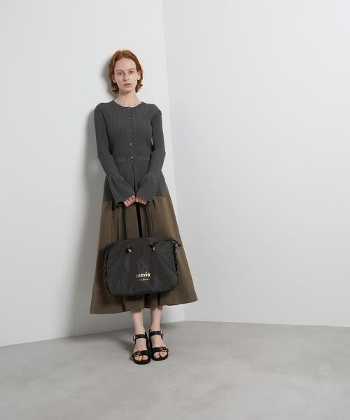 LANVIN en Bleu(ランバンオンブルー)の「サイドフリルドロストトートバッグ小(トートバッグ・レディース・チャコールグレー/ブラック/カーキ・FREE)」の12枚目の写真