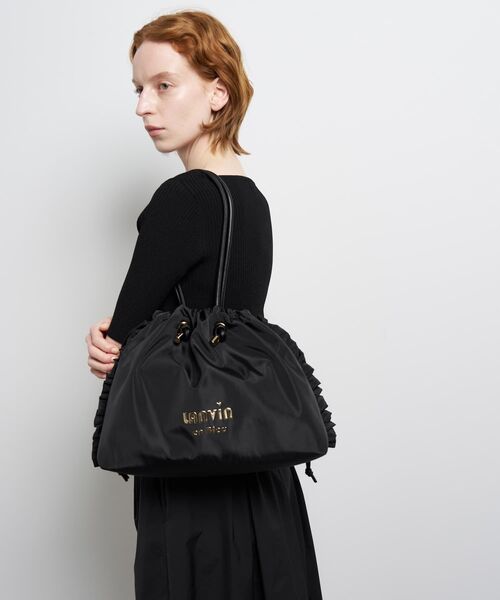 LANVIN en Bleu(ランバンオンブルー)の「サイドフリルドロストトートバッグ小(トートバッグ・レディース・チャコールグレー/ブラック/カーキ・FREE)」の13枚目の写真