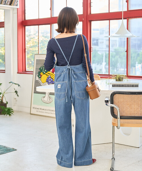 FREAK'S STORE（フリークスストア）の「限定展開 Lee × FREAK'S STORE/リー 別注 RELAX サロペット（サロペット/オーバーオール・レディース・グレー/ブルー/ネイビー/ダークネイビー・MEDIUM/SMALL）」の19枚目の写真