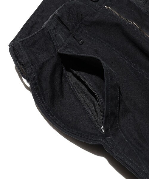 BEAMS PLUS（ビームスプラス）の「MIL Utility Trousers Reversed Sateen（その他パンツ・メンズ・グリーン/オリーブ/ネイビー/ブラック・SMALL/X-LARGE/LARGE/MEDIUM）」の11枚目の写真