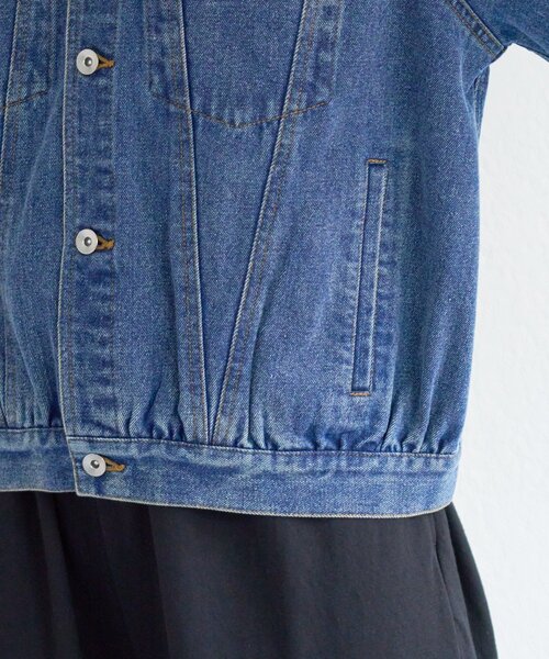 Kastane（カスタネ）の「【一部店舗限定/S.Mサイズ展開】B デニムパフジャケット（デニムジャケット・レディース・ブラック/ブルー・SMALL/MEDIUM）」の17枚目の写真