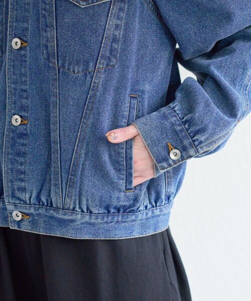 Kastane（カスタネ）の「【一部店舗限定/S.Mサイズ展開】B デニムパフジャケット（デニムジャケット・レディース・ブラック/ブルー・SMALL/MEDIUM）」の18枚目の写真