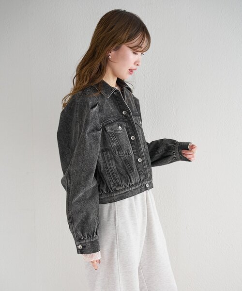 Kastane（カスタネ）の「【一部店舗限定/S.Mサイズ展開】B デニムパフジャケット（デニムジャケット・レディース・ブラック/ブルー・SMALL/MEDIUM）」の22枚目の写真