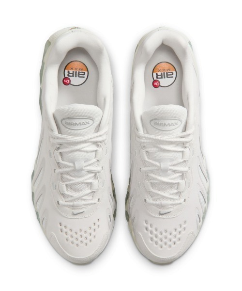 NIKE(ナイキ)の「NIKE Air Max Dn8 Leather(ナイキ エアマックス Dn8 レザー)(スニーカー・メンズ・ホワイト系/ブラウン系/ブラック系・25cm/25.5cm/26cm/26.5cm/27cm/28cm/28.5cm/29cm/27.5cm)」の9枚目の写真