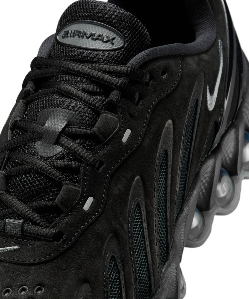 NIKE Air Max Dn8 Leather（ナイキ エアマックス Dn8 レザー