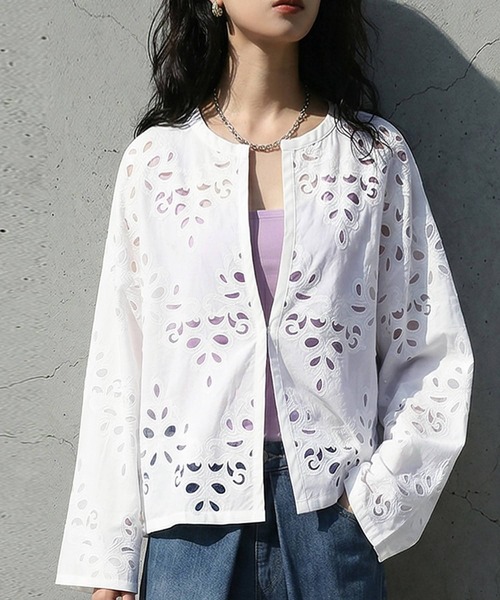 antiqua(アンティカ)の「刺繍 レース カーディガン(カーディガン/ボレロ・レディース・ホワイト/ブラック・ONESIZE)」の5枚目の写真
