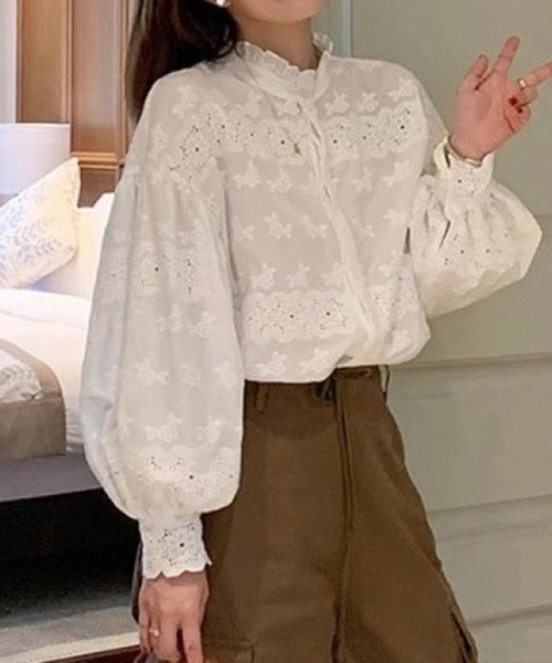 Flugge(フラッジー)の「袖ボリュームレースシャツ(シャツ/ブラウス・レディース・ホワイト・MEDIUM/LARGE)」の1枚目の写真