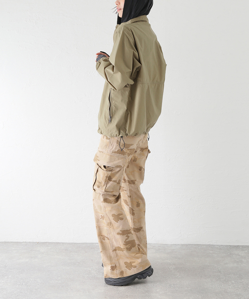 THE NORTH FACE(ザノースフェイス)の「THE NORTH FACE / ザ ノースフェイス COMPACT BLOUSON / NP22631(ナイロンジャケット・メンズ・カーキ/ブラック・LARGE/MEDIUM/SMALL)」の14枚目の写真