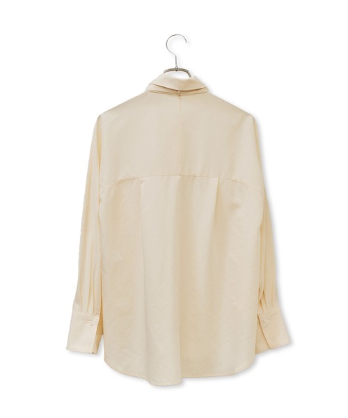 ADAM ET ROPE'(アダムエロペ)の「【サステナブル】ボウタイシャツ(シャツ/ブラウス・レディース・キナリ/サックスブルー・38/36)」の14枚目の写真