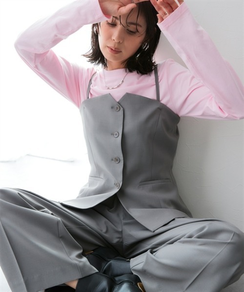 7days Life Styling（セブンデイズライフスタイリング）の「【みさとさんコラボ】フロントボタンビスチェ（しわになりにくい・UVカット）＜大きいサイズ有＞（スーツセット・レディース・グレー/ブラック・M/L/LL/3L）」の6枚目の写真
