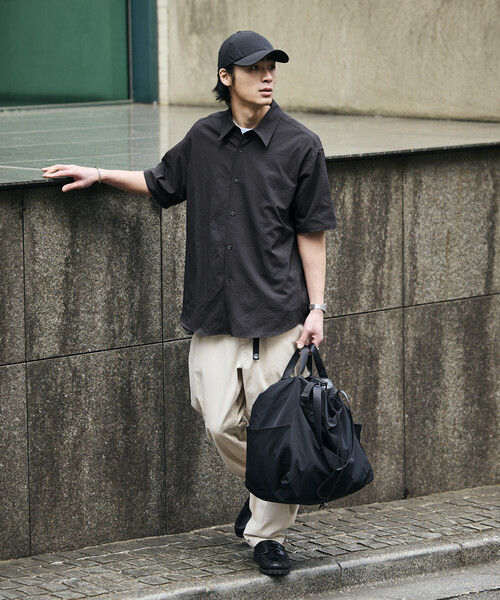 FREAK'S STORE(フリークスストア)の「<UVカット・接触冷感・吸水速乾> AiRide/エアライド リラックスフィット ショートスリーブ シアサッカーシャツ/ポケッタブル/限定展開(シャツ/ブラウス・メンズ・チャコールグレー/ブラック/ネイビー/ブラウン・LARGE/MEDIUM/SMALL)」の10枚目の写真
