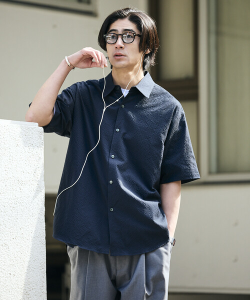 FREAK'S STORE(フリークスストア)の「<UVカット・接触冷感・吸水速乾> AiRide/エアライド リラックスフィット ショートスリーブ シアサッカーシャツ/ポケッタブル/限定展開(シャツ/ブラウス・メンズ・チャコールグレー/ブラック/ネイビー/ブラウン・LARGE/MEDIUM/SMALL)」の19枚目の写真