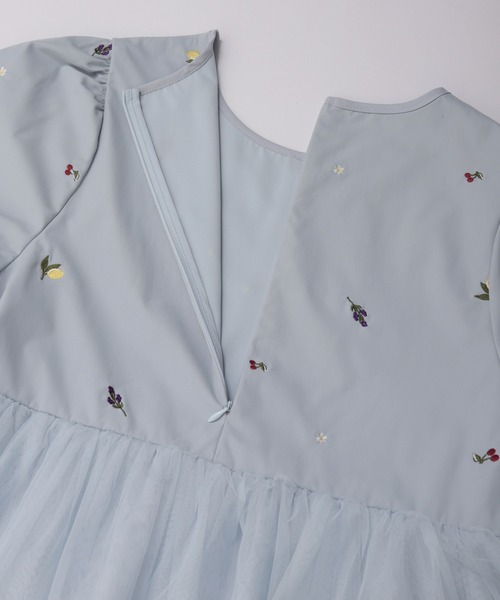 Fit more(フィットモア)の「フルーツ刺繍チュールトップス(その他トップス・レディース・ホワイト/ブルー/ピンク・FREE)」の17枚目の写真