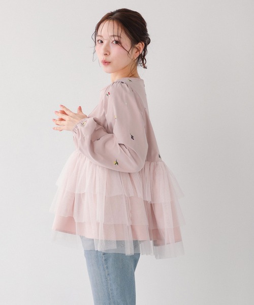 Fit more(フィットモア)の「フルーツ刺繍チュールトップス(その他トップス・レディース・ホワイト/ブルー/ピンク・FREE)」の8枚目の写真