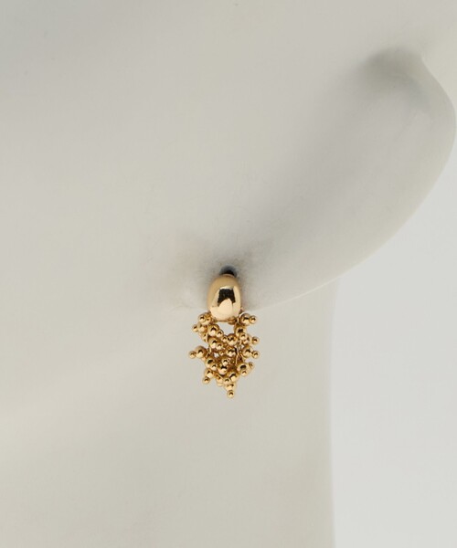 green label relaxing（グリーンレーベルリラクシング）の「オーバルメタル＆ツブツブミックス ピアス（ピアス（両耳用）・レディース・シルバー/ゴールド・FREE）」の7枚目の写真